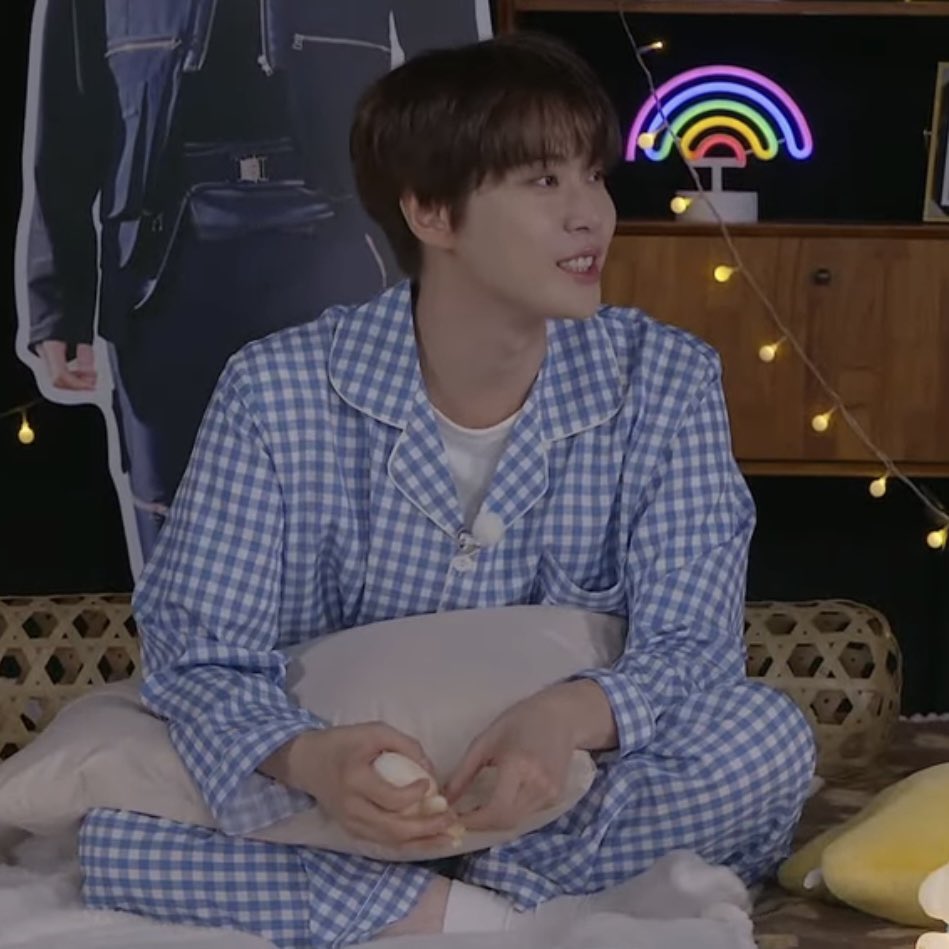 저화질의 도영 tweet media