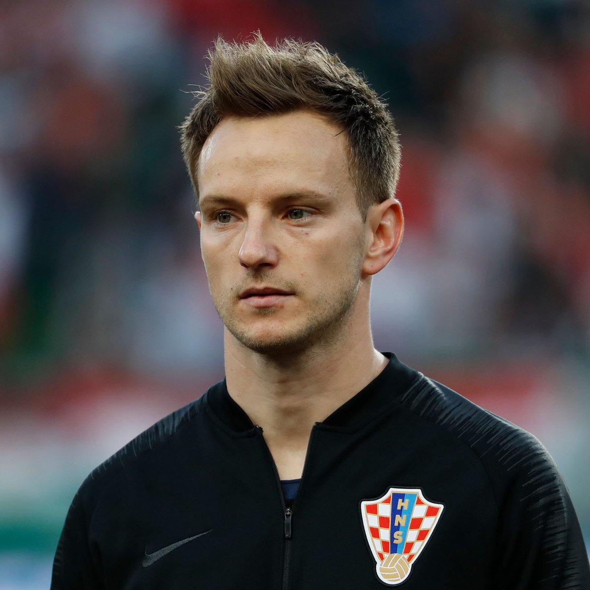 ✅ RESMI : Ivan Rakitic mengumumkan pensiun sebagai pesepak bola profesional di usia yang ke-37 tahun. 👟

🏃🏼‍♂️993 penampilan 
⚽ 140 goal
🎯 157 assist
🏆 17 trofi

Apa yang paling kalian ingat dari Ivan? 🤔