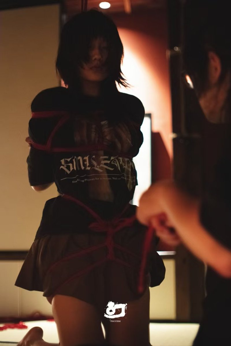 7.4 幻社工作室X暗桃桃 <a href="/darkpeachhhh/">暗桃桃</a> 联合活动
​「結ノ音」Special Occasion Feat. 昊南 <a href="/Hermann____X/">Hermann</a>
  活动回顾❤
​官方摄影：安离  <a href="/Anli_028/">安离</a>