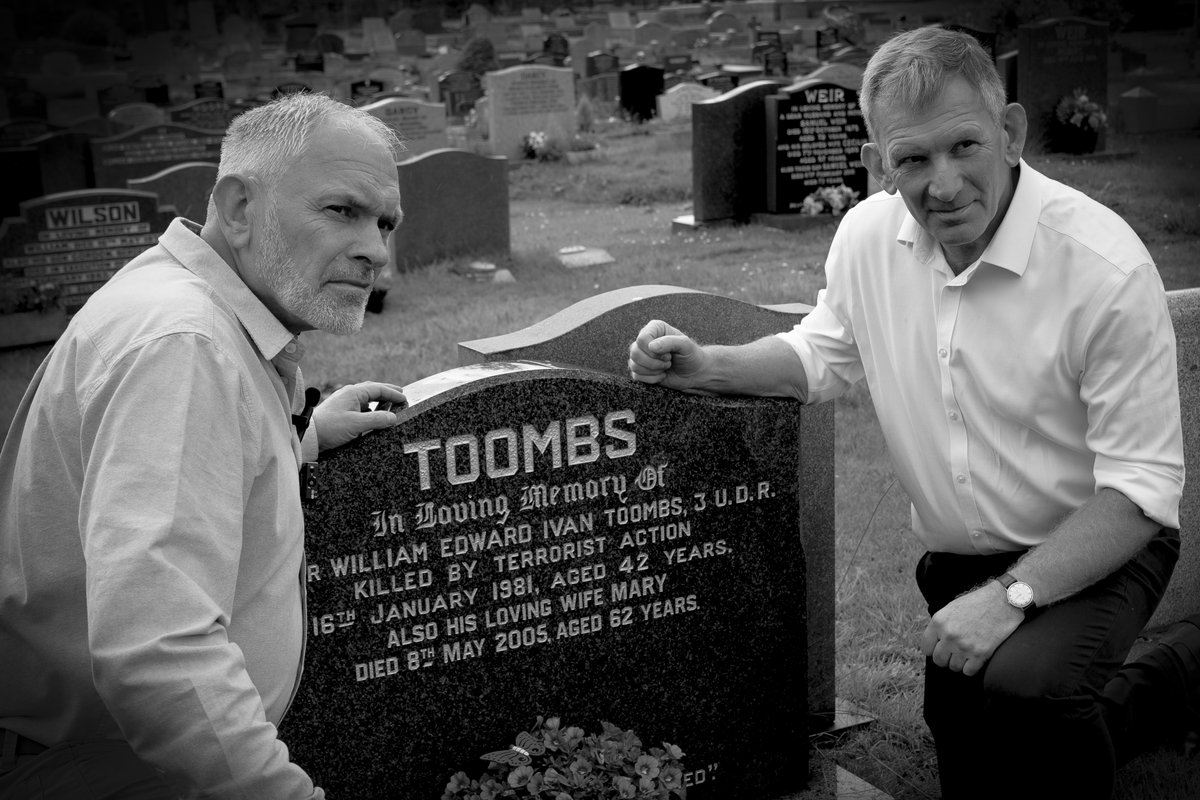 cabinetofficeuk's tweet image. Ivan Toombs lost his life when he was shot by an IRA terrorist at his place of work in 1981.
Today, we recognise his sacrifice, bravery and service to his community by awarding the Elizabeth Emblem to his family.
gov.uk/government/new…
