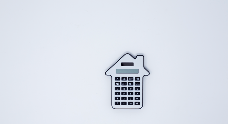 ShadryaPatton's tweet photo. If you’ve been putting off buying a home because you thought getting approved would be too hard, know this: qualifying for a mortgage is starting to get a bit more achievable, but lending standards are still strong. https://t.co/7lVFFDfsWq https://t.co/8UpXAhJ8Du