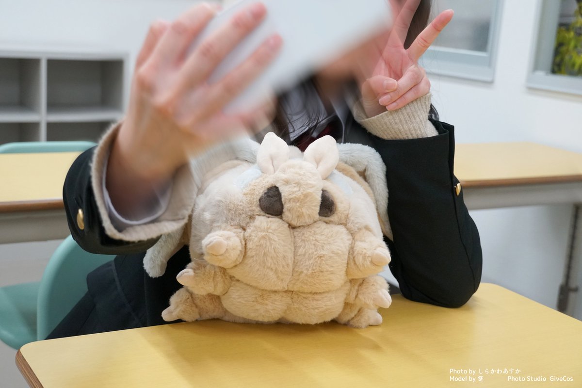 life_with_moth's tweet image. My big, fluffy moth BFF