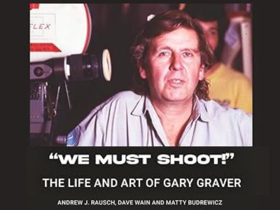 Wellesnetcom's tweet image. Gary Graver – Orson Welles' steadfast cinematographer for the last 15 years of his life – steps out of the shadow of the legendary director in a new book, “We Must Shoot!” - The Life and Art of Gary Graver.
wellesnet.com/gary-graver-bi…