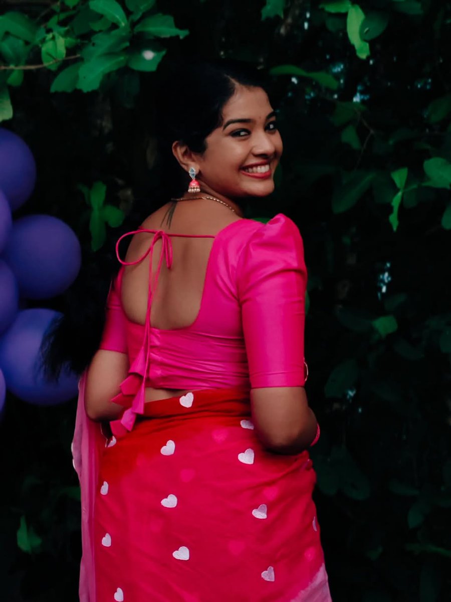 ActrezHub's tweet photo. #MonishaCS #Monisha https://t.co/Kgwhafdrjt