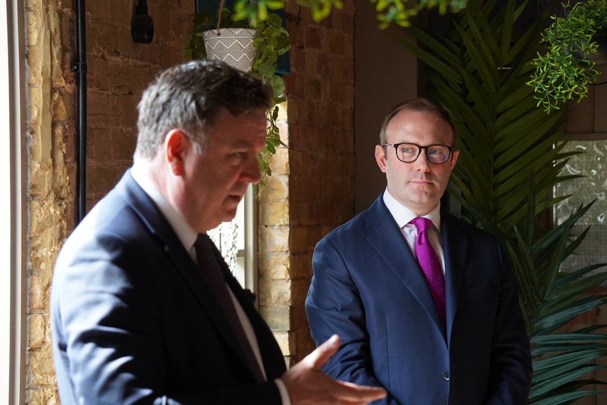 Blake_MidBeds's tweet image. It was fantastic to have Shadow Chancellor @MelJStride join us in Mid Beds for a Small Business Roundtable at The Chequers in Westoning last week.
It is businesses, not Governments, which create growth so we must back our businesses, not hit them with more taxes.