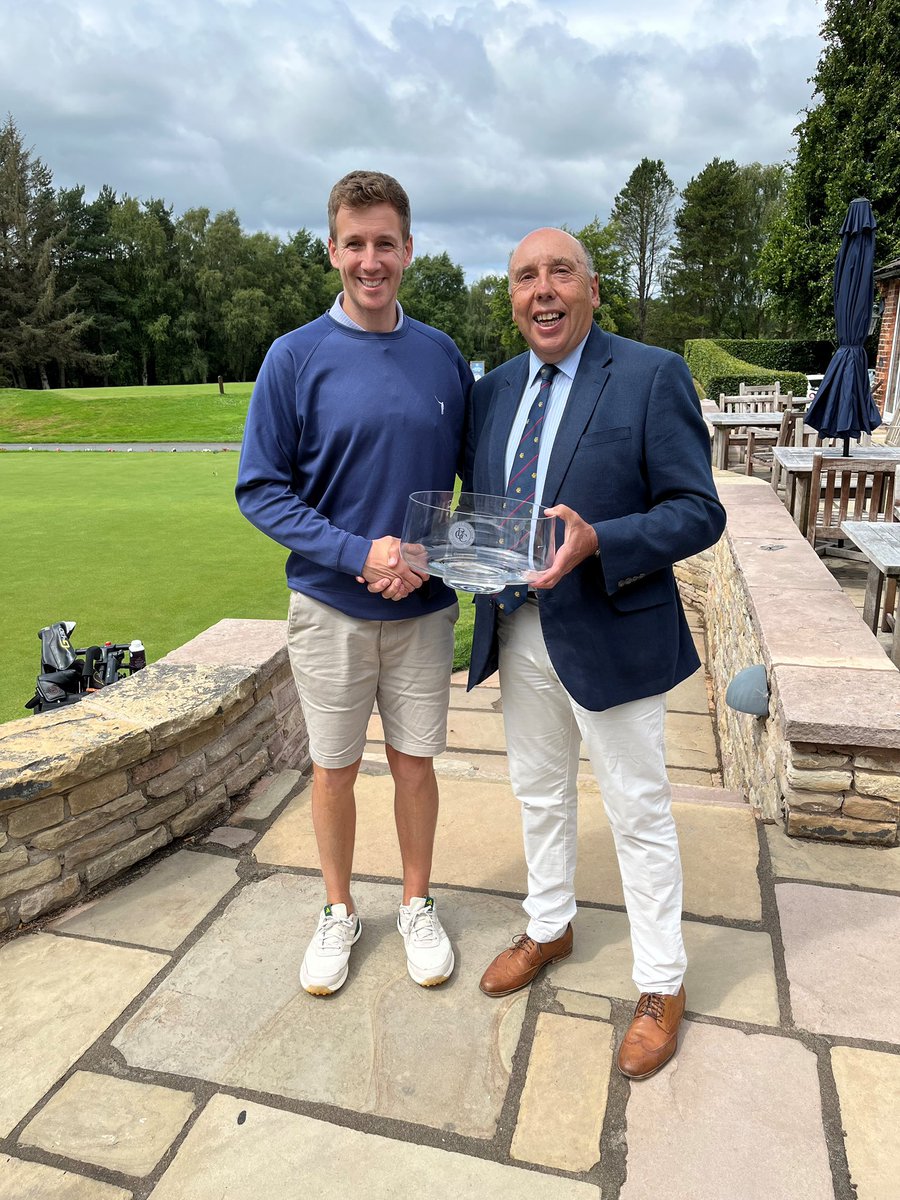 Yesterday we crowned our Club Champions for 2025🏆 

Huge congratulations to Amy Anson who backed up her County victory earlier in the year and to Dan Johnson on his victory over 36 holes

#PrestburyGC #clubchampion #winners #golf