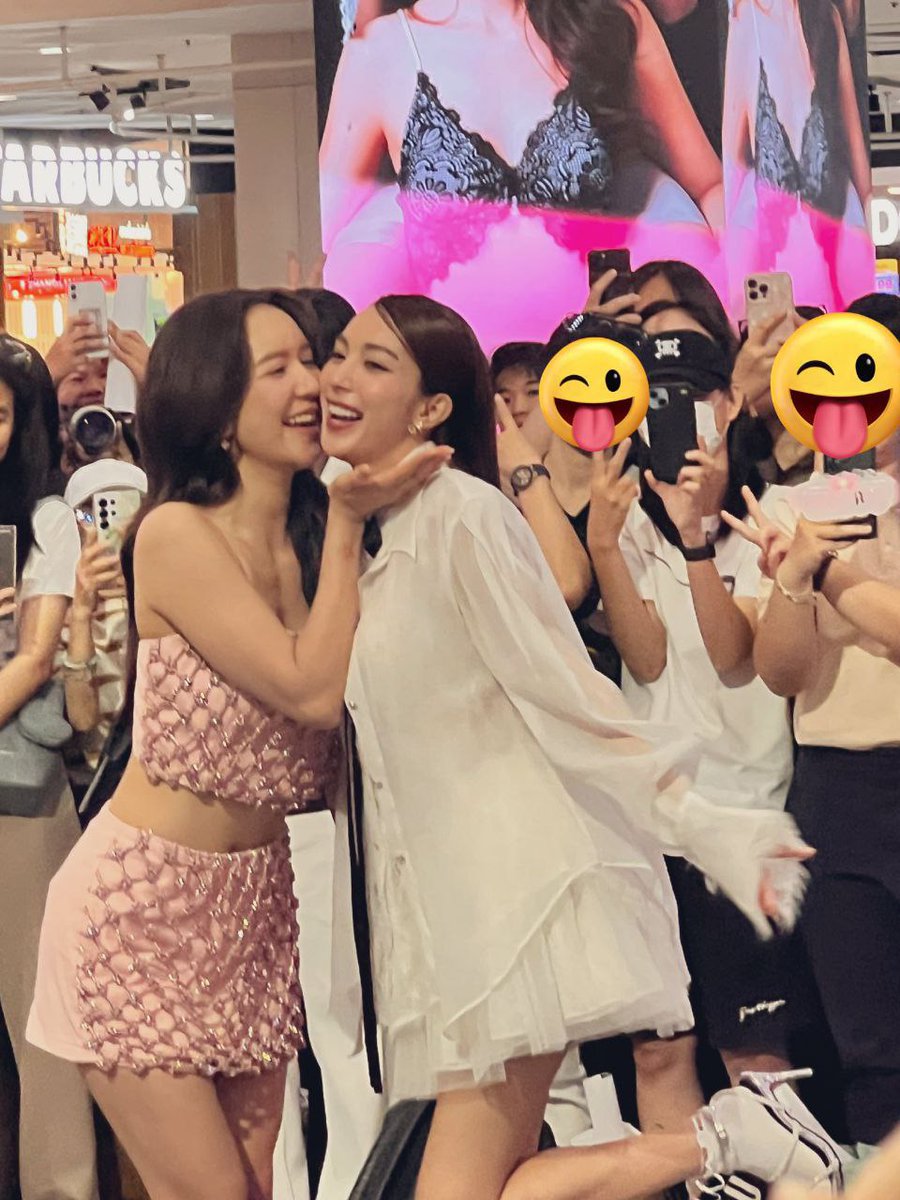 Telaarcoiris's tweet photo. 💖 Enjoy e June brilharam no evento de Denied Love! A química das duas deixou os fãs ainda mais ansiosos pela série GL mais esperada do momento! 🌈✨
#EnjoyJune #DeniedLoveGL #GLSeries #GirlsLove #WLW #SapphicLove #YuriDrama #FandomGL
+👇 https://t.co/6eARslK063