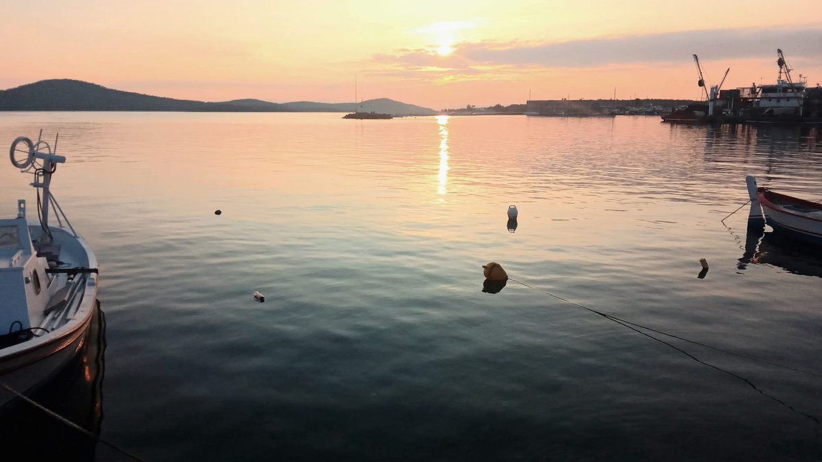 Her şeyi zamana bıraktık … zamanımız var mı bilmeden. 

Ö.Asaf