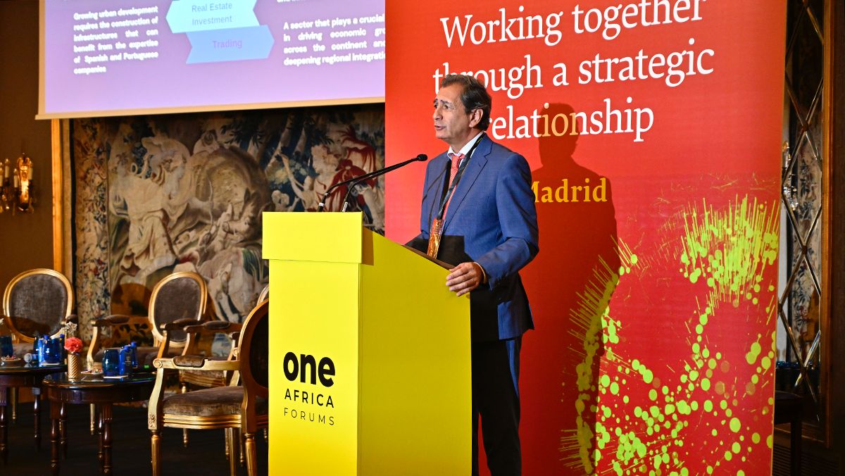 Atalayar entre deux rives (@atalayar_fr) on Twitter photo La session spéciale d'AFRICO sera présentée par Luis Padrón, président de la <a href="/CamaraGCanaria/">Cámara Gran Canaria</a> et d'AFRICO
#AfricaSpainSummit #OneAfricaForum La session spéciale d'AFRICO sera présentée par Luis Padrón, président de la <a href="/CamaraGCanaria/">Cámara Gran Canaria</a> et d'AFRICO
#AfricaSpainSummit #OneAfricaForum