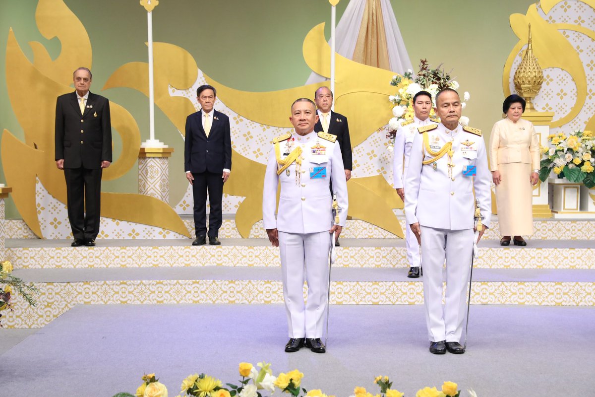 RTARF_PR's tweet image. นายภูมิธรรม เวชยชัย รักษาการนายกรัฐมนตรี/รักษาการผู้อำนวยการรักษาความมั่นคงภายในราชอาณาจักร นำ รองนายกรัฐมนตรี พร้อมด้วย รักษาการรัฐมนตรีว่าการกระทรวงกลาโหม ผู้บัญชาการทหารสูงสุด และผู้บัญชาการเหล่าทัพ ร่วมบันทึกเทปอาเศียรวาท
#Dutyfirst 
#วันเฉลิมพระชนมพรรษา
#ทรงพระเจริญ