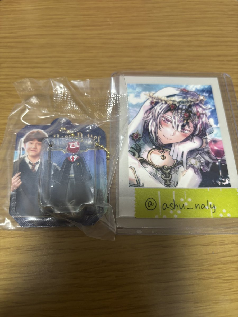 ashu_naly's tweet photo. 【交換】ハリーポッター ガチャ
ブリスターチャームコレクション
HarryPotter

譲：ロン

求：スネイプ

※梅田付近手渡しまたは郵送

お気軽にお声掛けください🌸 https://t.co/hsuEsHeAya