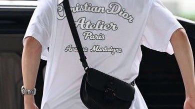 librafolders's tweet image. jimin’s dior bag collection