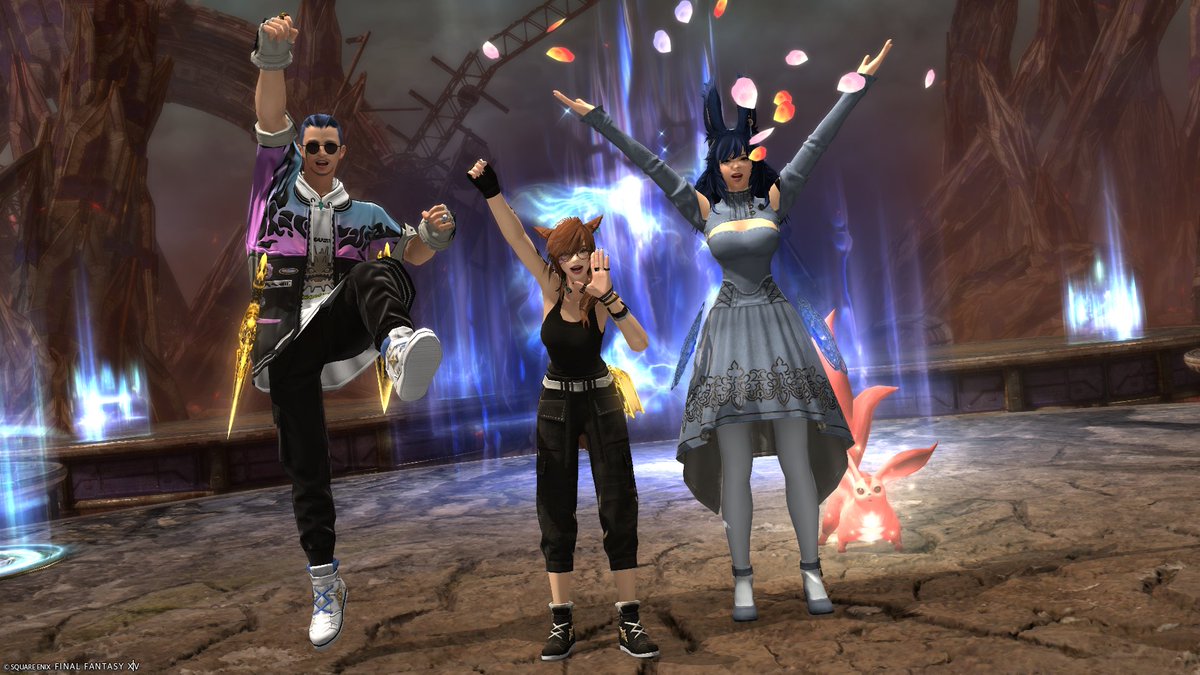 Cruiserweight Savage Tier cleared ✅️

Before Dawntrail, I set myself the goal of clearing the entire tier this expansion.. It blows my mind that I am 2/3s done towards that AND have cleared 2 Ultimates 🥲

#FFXIV #FF14