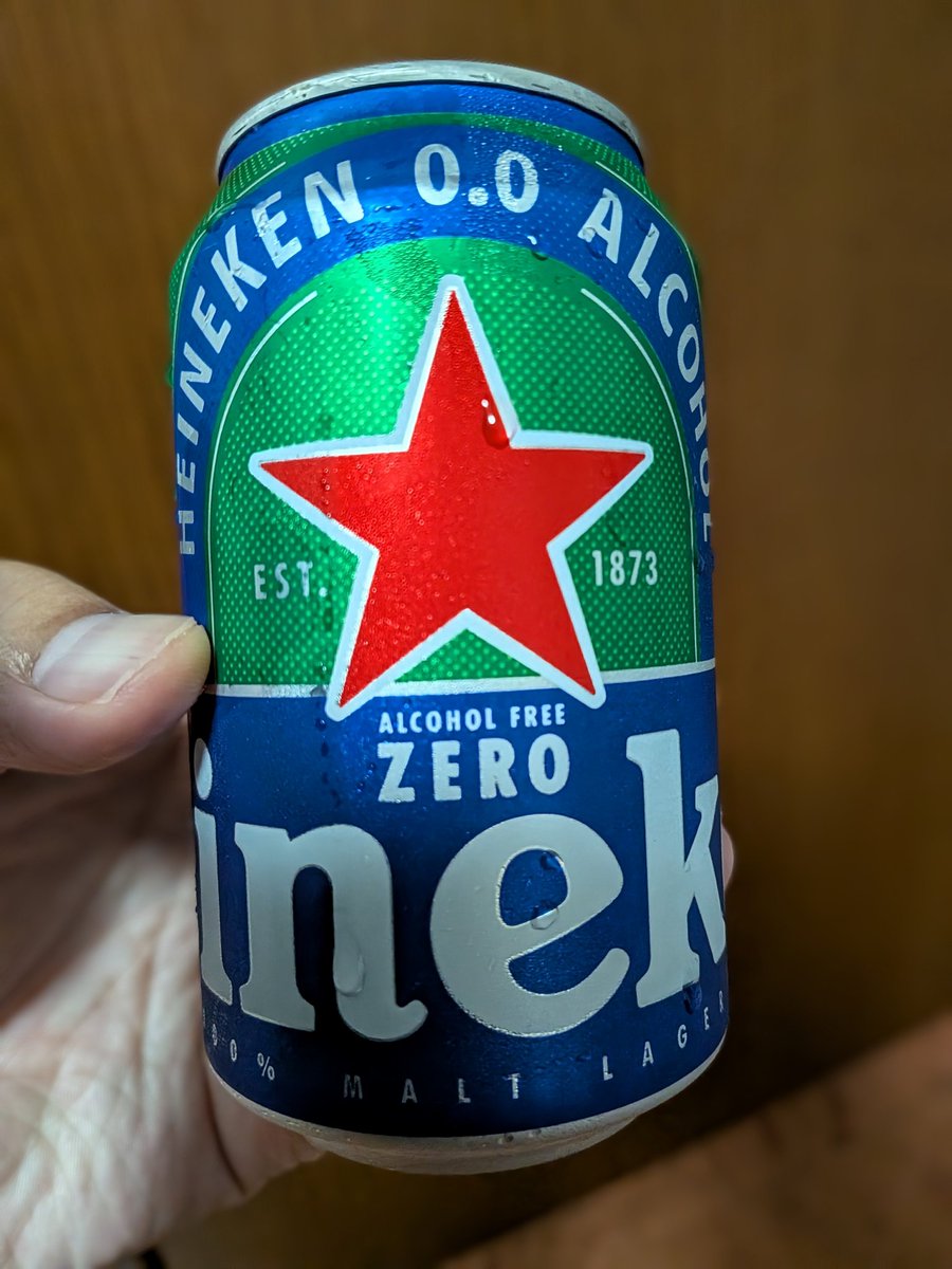 ko_25_06's tweet photo. ハイネケンのノンアル🍺
何気なく飲んでみたら、ちゃんと美味しかった✨️
定番になりそー😀

#ハイネケン #Heineken #ノンアル #コンビニ #家飲み #嬉しい発見 #月曜日お疲れ様 https://t.co/cu2aCCsAlF