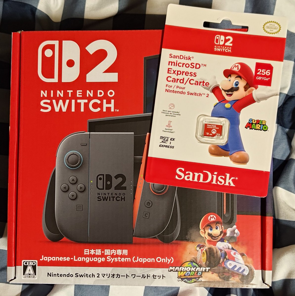 TSUTAYA寄ったらコソッとSwitch2売ってた！
抽選当たらないので即買いしたよねー((´∀｀))ｹﾗｹﾗ
ゲームする時間の確保が問題…