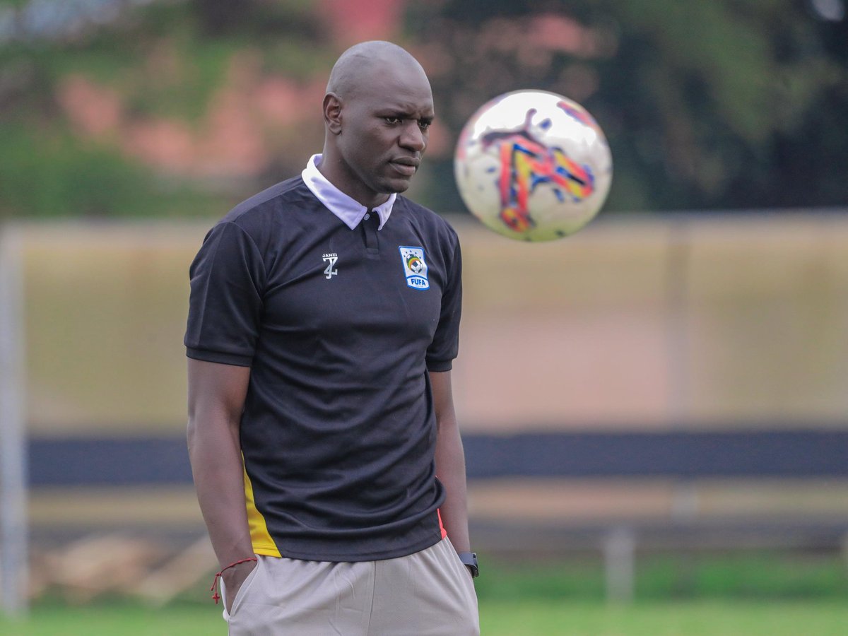 masindeonyango's tweet image. This morning at Prison grounds, Luzira, l joined in giving technical support to the Uganda Cranes goalkeeping department as the team prepares for the upcoming #TotalEnergiesCHAN2024 next month. Learning football and sharing the acquired knowledge has always been my passion. Now…