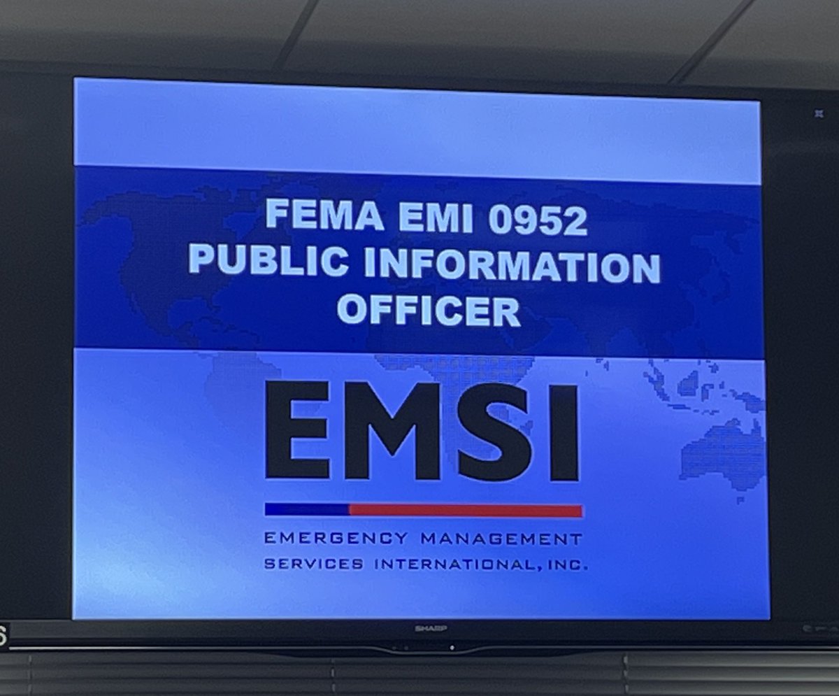 mcfrsPIO's tweet image. Beginning Day1 FEMA NIMS ICS All Hazards PIO Class Course L-952 for @NCRIMT @ReadyFairfax EOC  hosted by @EMSI_ICS w/ @PIOPete Piringer @PIOMarkBrady facilitating week-long training