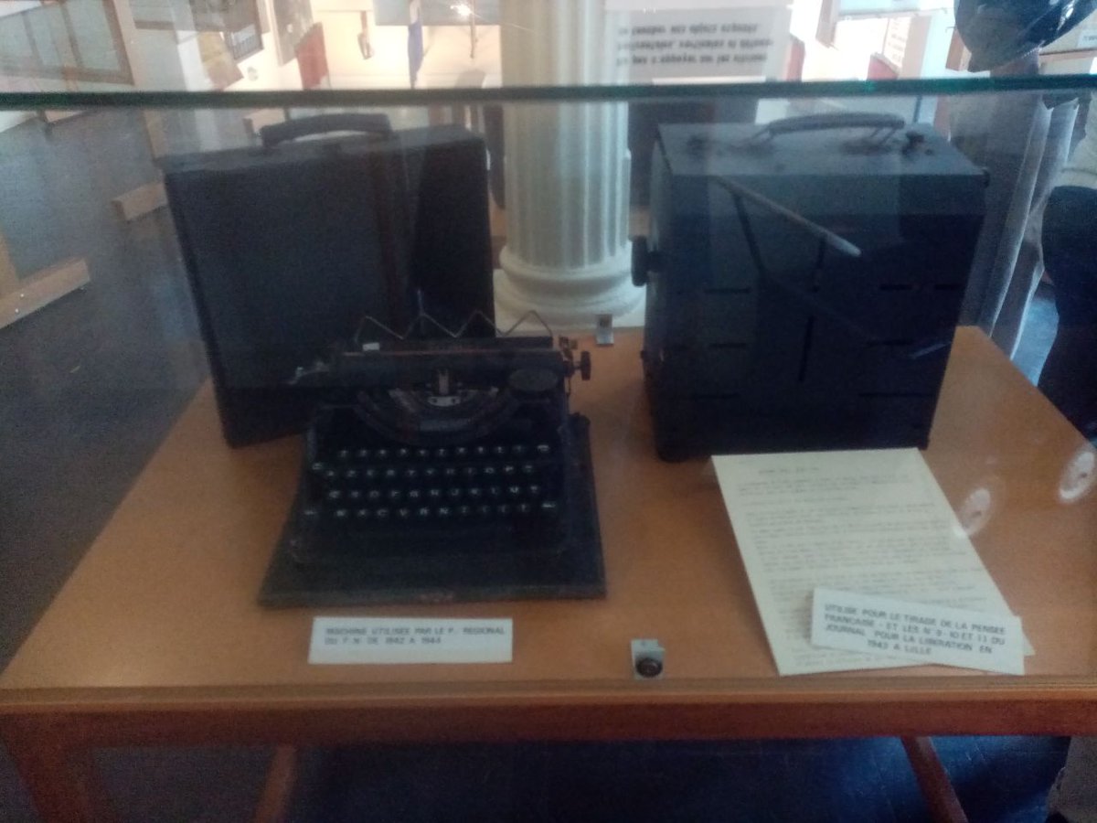 JulienPoix's tweet image. J'ai eu le plaisir de visiter récemment le Musée de la Résistance en zone interdite de #Denain. Des collections riches qui permettent de comprendre comment la Résistance s'est organisée dans le Valenciennois durant l'Occupation. Un grand merci aux bénévoles pour l'accueil.