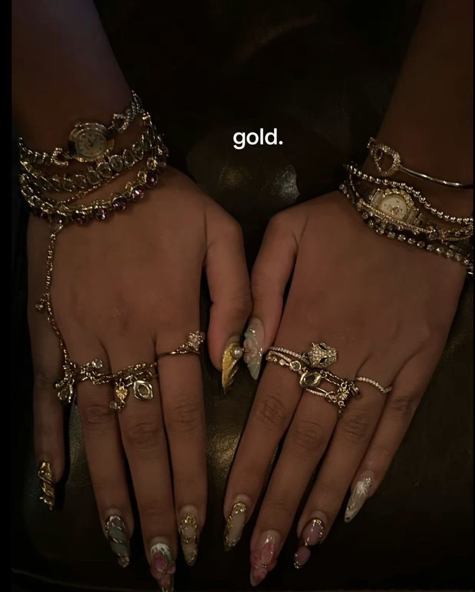 Golden 🥺✨