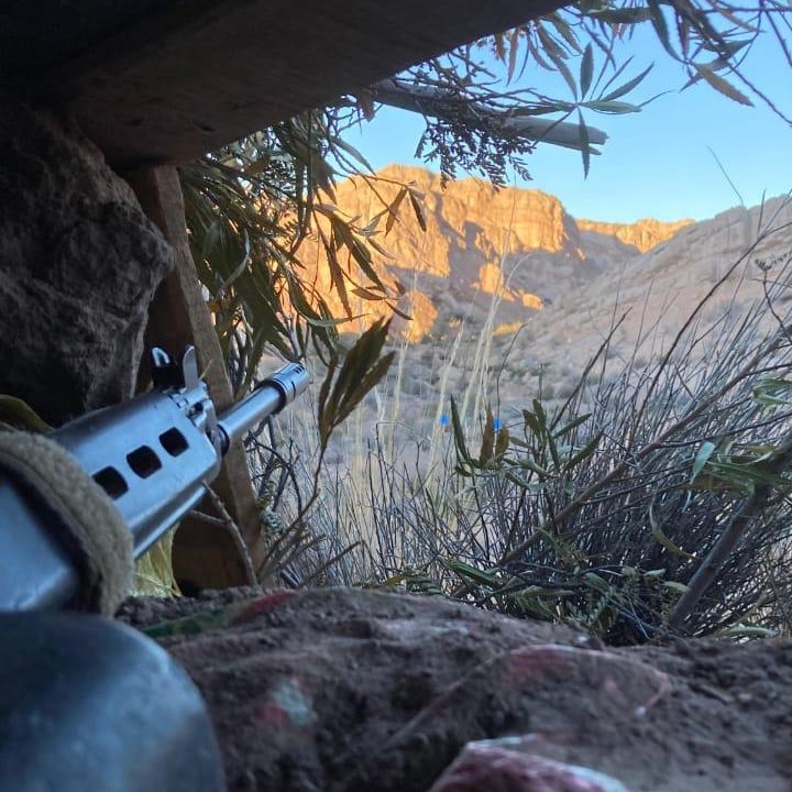 Ejercito_Arg's tweet photo. #SanJuan El Regimiento de Infantería de Montaña 22 llevó a cabo ejercicios de nivel sección en #LosColorados.
#EjércitoArgentino
#SiempreEjército
@Mindefensa_Ar https://t.co/DcJkY5p5Dz