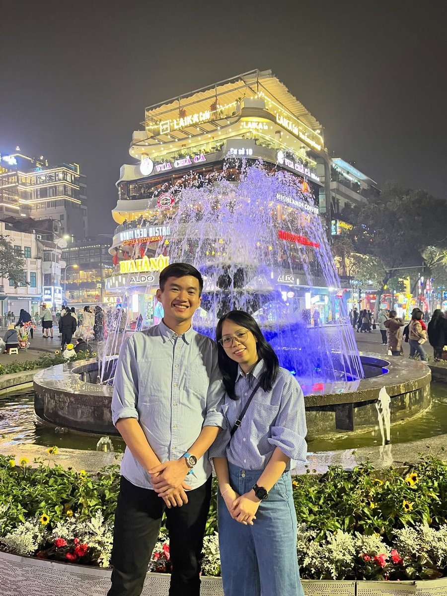 hiuchan88's tweet photo. (NÓNG) Theo nguồn tin của đám bò đỏ trên Thread.

Đại biểu Quốc hội Nguyễn Sỹ Cương (người lái xe BMW gây tai nạn khiến cháu bé nữ sinh 2007 tử vong) đã âm thầm được tha tội!!!

Trích nguyên văn: "tớ là người quen của bé bị ông NSC đâm nha, 2 bên đã xử lý xong, gia đình ông ấy cũng qua nhà nạn nhân để hỗ trợ nhé chứ có trốn đâu. 2 bên hòa giải xong xuôi là xong, người nhà nạn nhân không ý kiến nữa thì sao cứ lôi ra nhỉ?". Và rất nhiều con bò đỏ dùng văn này để def, chả nhẽ NSC thoát được tội thần kỳ vậy sao.

Luật pháp bây giờ nhân văn vậy sao. Gây va chạm giao thông, gây ra chết người. Không bị xử mà chỉ cần đút tiền là xong.

Hãy nhìn kĩ mặt đứa bao che:
https://t.co/m4H4rlDia8