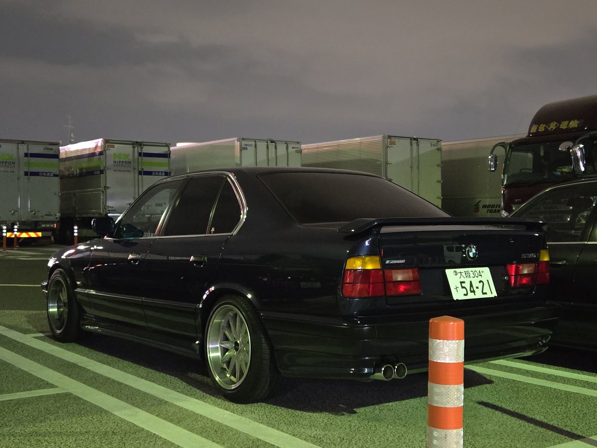 shkstgrm's tweet photo. 車買いました！
18歳の初マイカーでE34とか思ってもみなかったです
いい御縁に恵まれて幸せです
bmw乗りの方々よろしくお願いします！ https://t.co/funVycNrPR