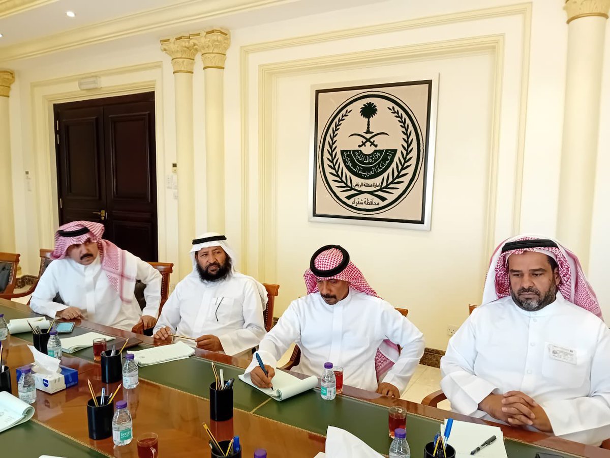 NAIFALSAFQN's tweet photo. ترأس سعادة محافظ شقراء الأستاذ عادل بن عبد الله البواردي اليوم الاثنين الموافق ١٢/ ١ / ١٤٤٧هـ - ٧/ ٧/ ٢٠٢٥م اجتماع اللجنة المنظمة لمهرجان فلفل شقراء الخامس والذي ستنطلق فعالياته - بمشيئة الله -  يوم الجمعة الموافق 1 / 8 / 2025م لمدة عشرة أيام ، 
#فلفل
#فلفل_شقراء
#مهرجان 
#شقراء https://t.co/aSUCbbksfq