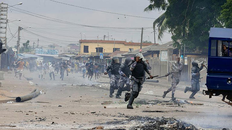 t_kpele's tweet photo. Understand why the military coup option is not a solution to alternating power in Togo.

My intervention is of an educational nature in order to prevent such scenarios. I would therefore like to draw the public's attention to the situation Togo is currently experiencing.

Since the events of 6, 26, 27 and 28 June 2025, during which 7 Togolese died, there has been much discussion on social networks about popular demonstrations. As a specialist in security issues, I have tried to reveal the reasons or motivations that led people to support military coups in Burkina Faso. When you look at the political history of Burkina Faso, the poor implementation of human security is the factor that favours popular support for coups d'état that were once condemned. The increasingly degrading living conditions led the population to rise up and say NO to a regime that seemed to be a democracy. It should also be said that Burkina-Faso has experienced several military regimes.

In Ghana, Jerry Rawlings came to power in 1981 and set up the Provisional National Defence Council. With this Council, Rawlings led the transition and organised the elections. Through Rawlings, Ghana entered DEMOCRACY with full force. We all know where Ghana is today in terms of Democracy. Elections are regularly held without the violence seen in other African countries.

In the case of Benin, after independence in 1960, there were several military coups between 1963 and 1972. When Mathieux Kérékou came to power, he introduced democratic governance. The coups d'état that took place in Benin helped to strengthen democracy, as Benin subsequently went through several rounds of elections, and just a few days ago President Talon announced that he would be stepping down at the end of his term.

However, in the case of Togo, the most notable coup d'état was that of General Gnassingbé Eyadéma in 1963, which lasted 38 years. In the past, Togo has not experienced coups d'état that have met with popular support or that have been voted through so that there is no national reference for regime change.

For this reason, I would remind you that the factors that lead to military coups, military rivalries, rivalries between the military and the ruling regime and military interventionism are different from those that lead to popular support for coups d'état. If, when the country is on the verge of exploding, the constitution entrusts the military with the task of restoring institutions, it is not necessary for the military to stage a coup d'état in order to remain in power.

Envisioning a military coup will not save the day. Rather, it will set the country back at least 50 years.

By @t_kpele

Geneva, 07 July 2025