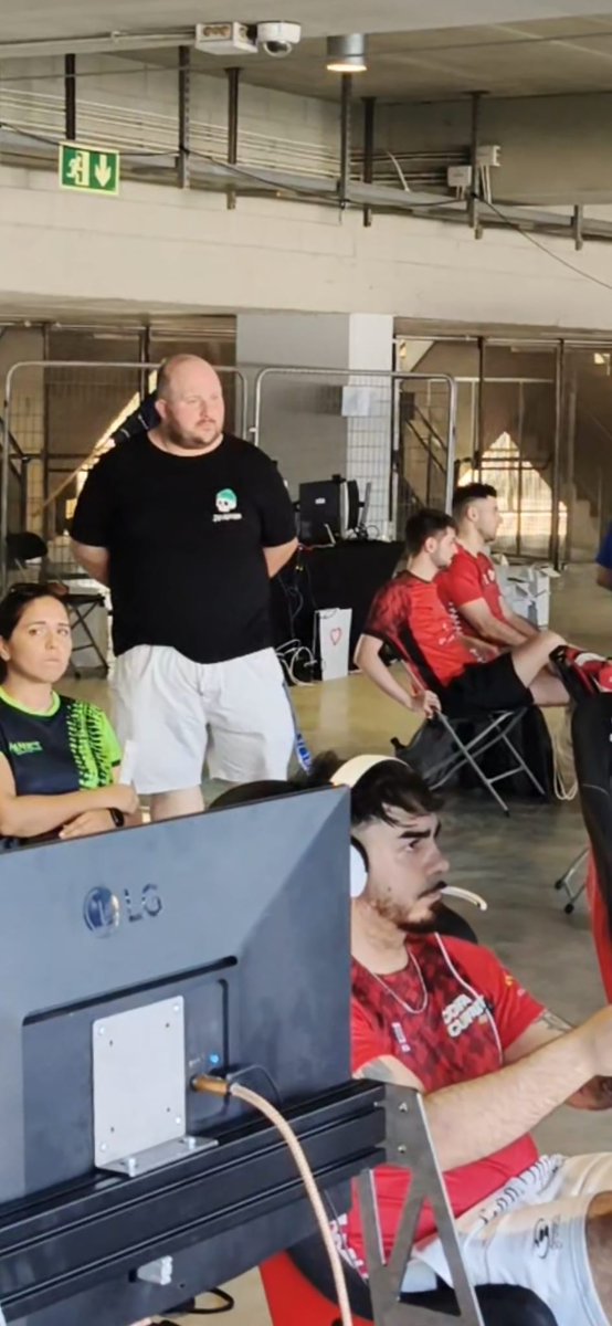 Cacho-vtec tweet media