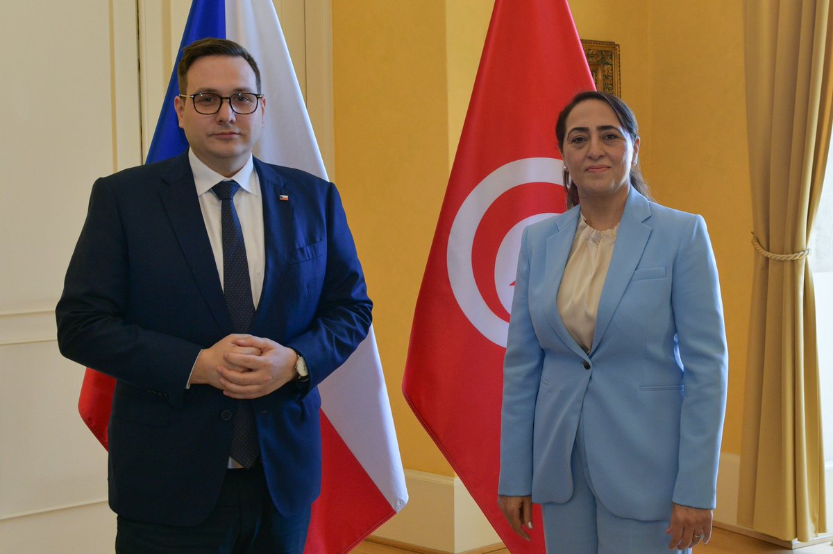 YSouiden's tweet photo. Honoured to be received by HE @JanLipavsky as I conclude my mission in #Prague. Grateful for our fruitful discussions &amp; the strong bond between our nations. Proud of the dynamic bilateral relations over the past 5 years! 🇹🇳🤝🇨🇿@CzechMFA_MENA🙏@TunisieDiplo @mzvcr @TunisiaCzechia https://t.co/kY8hn0AwXu