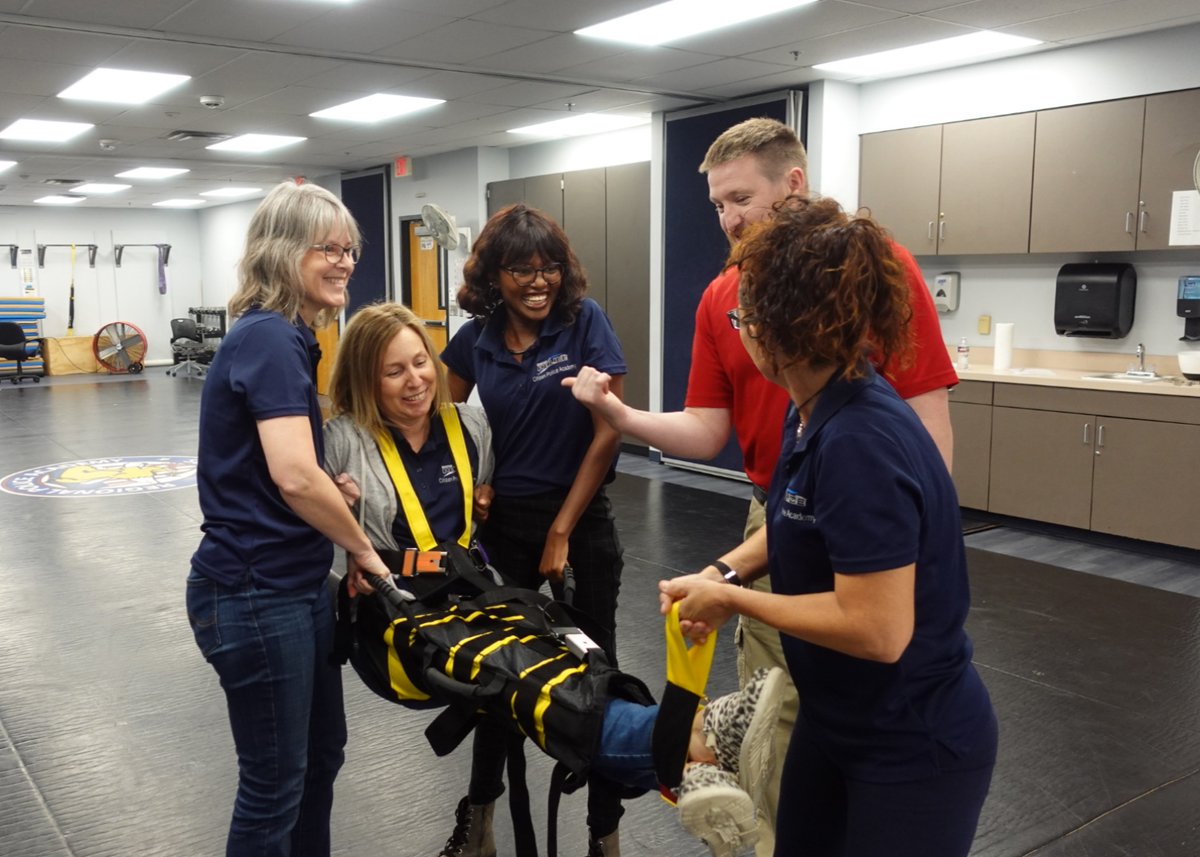 shawneeKSpolice's tweet image. Ever wondered what it's like behind the badge? Join our Shawnee Citizens’ Police Academy and get a closer look into our daily operations! Limited spaces available—enroll now!
Sessions will meet on Thursday nights from 6:30 p.m. to 9:30 p.m. at the Shawnee Justice Center from…