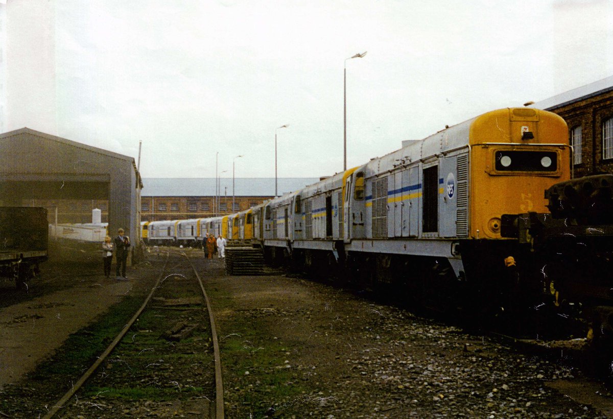 DRSgovuk's tweet photo. 1998: HQ moves to Kingmoor. More Class 20s. UK nuclear fuel transport begins. 
Image - Class 20s. 
#DRS30Years #30yearsofDRS #30years https://t.co/g4uxjz0k5B