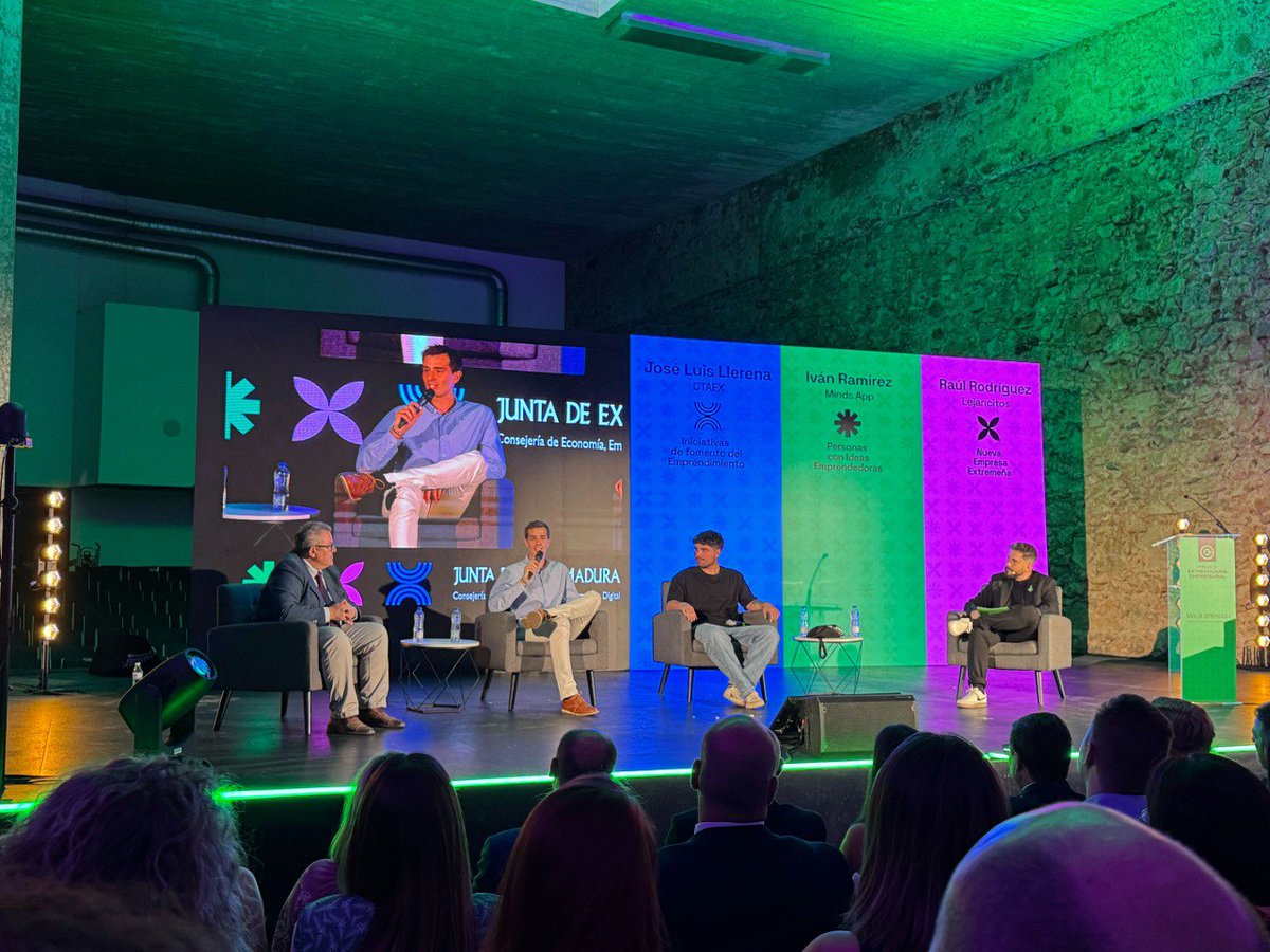 CircularFAB (@circularfab) on Twitter photo 🏆 ¡Reconocimiento al talento emprendedor de la Red Circular FAB!
<a href="/IvansRamirez10/">Iván Ramírez</a> gana el 1er Premio en “Personas con ideas emprendedoras” de los Premios Extremadura Empresarial por MINDS APP, una innovadora app para monitorizar variables mentales en deporte.
¡Enhorabuena! 👏 🏆 ¡Reconocimiento al talento emprendedor de la Red Circular FAB!
<a href="/IvansRamirez10/">Iván Ramírez</a> gana el 1er Premio en “Personas con ideas emprendedoras” de los Premios Extremadura Empresarial por MINDS APP, una innovadora app para monitorizar variables mentales en deporte.
¡Enhorabuena! 👏