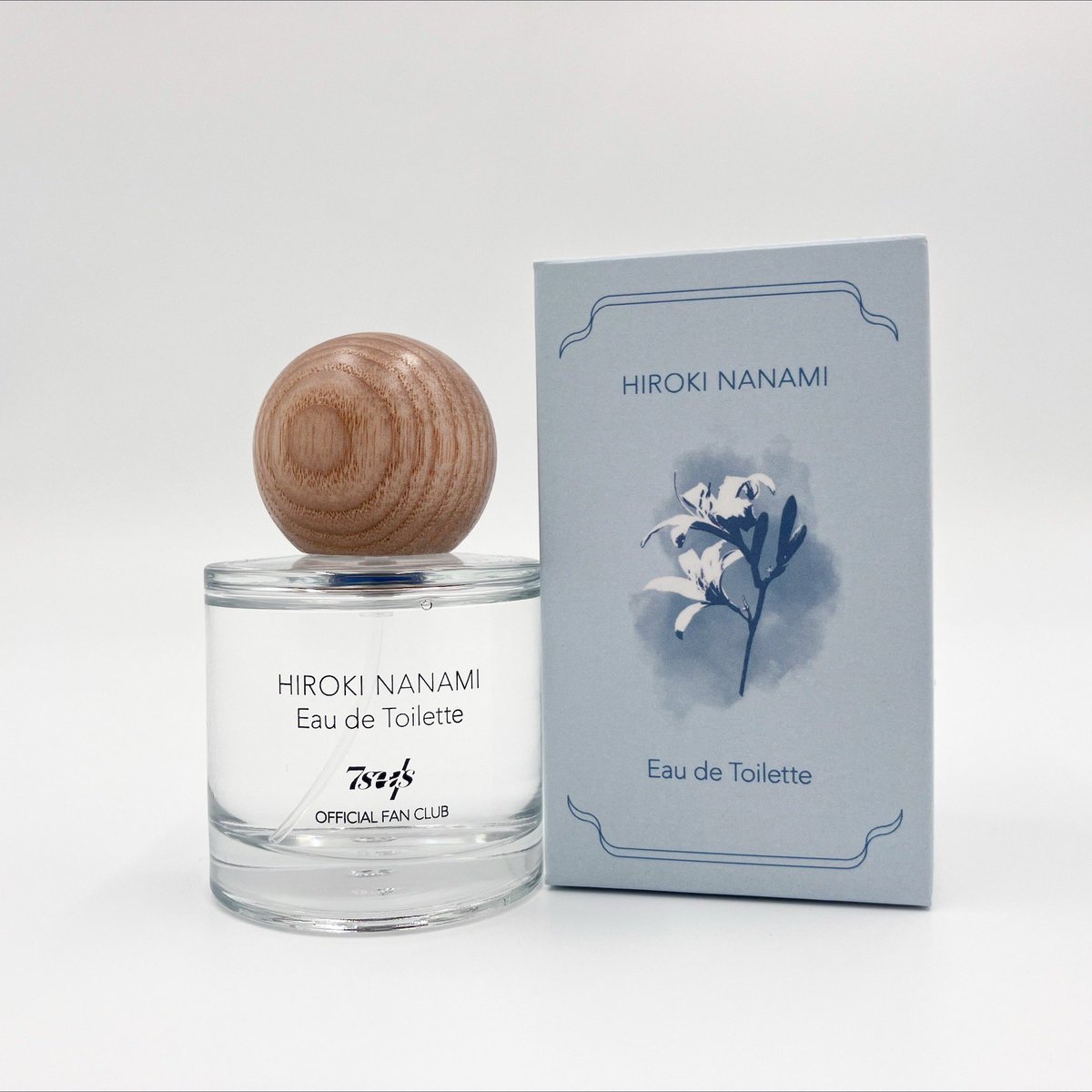 香水とリップポーチ、中身も外側もこだわりを詰め込んだ、一緒に使お