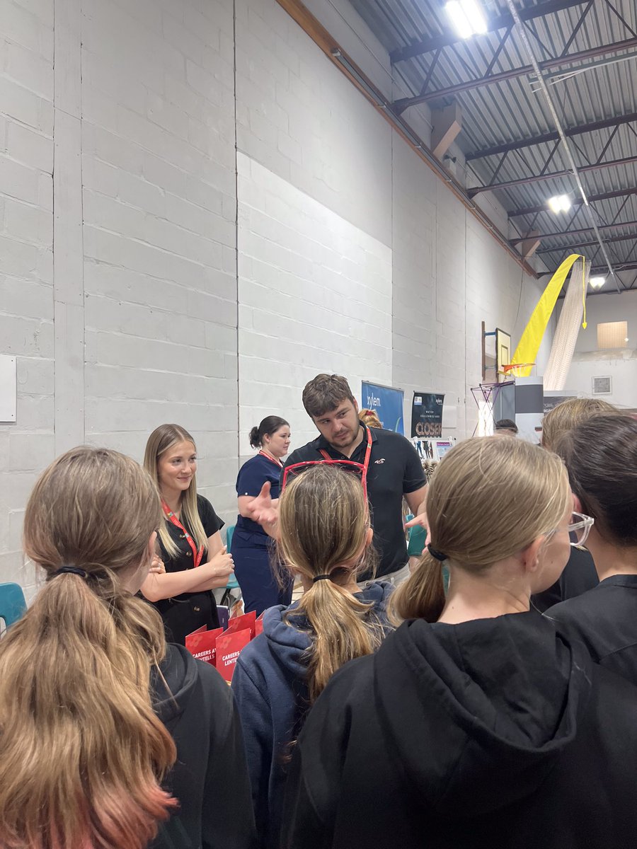 We had a great time at @holyroodacademy’s Futures Festival last Wednesday🌟

It was a pleasure to talk to so many students about careers in accountancy, apprenticeships and work experience 🙌 

Thank you to the careers team at Holyrood Academy for putting on a great event!