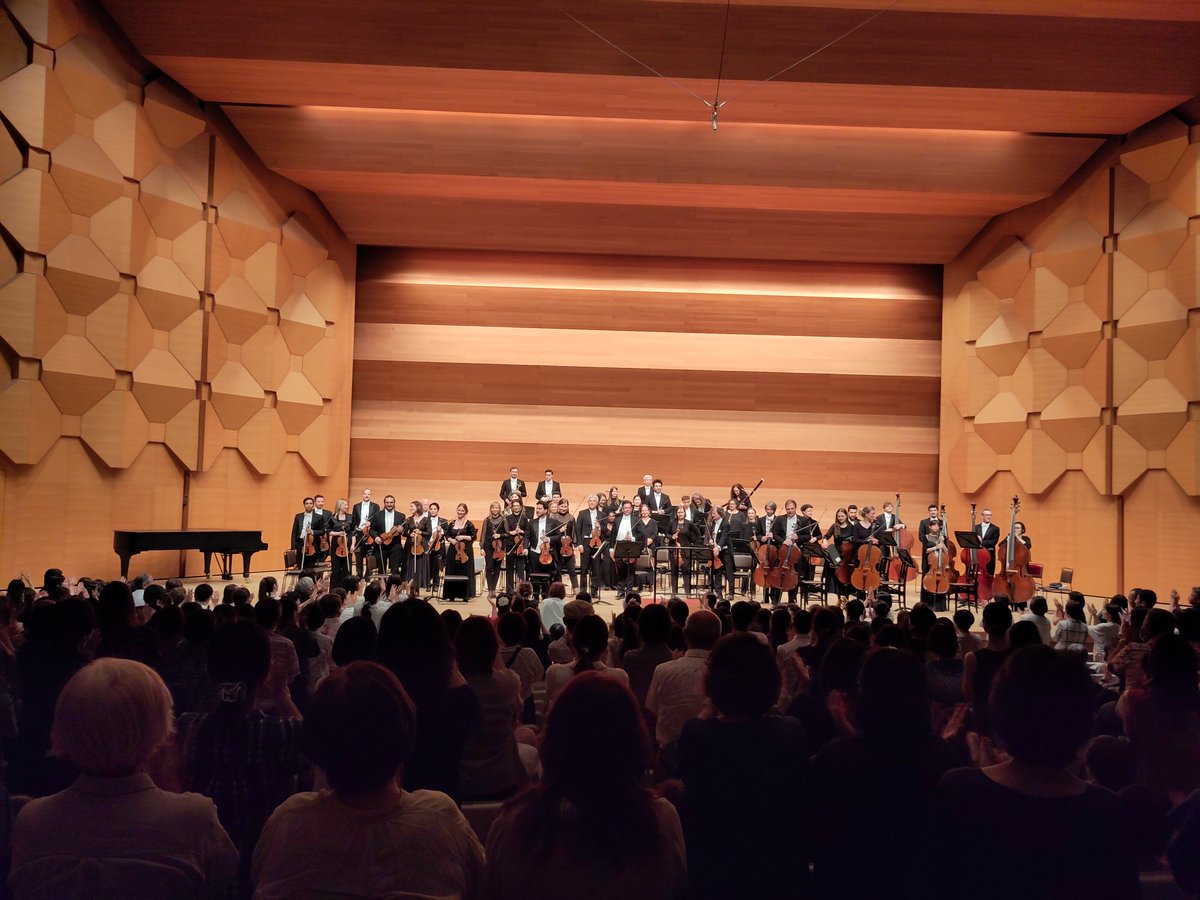 BerlinerSymphon's tweet photo. Yesterday we had our last concert at the Kurashiki Civic Hall, today we fly back to #Berlin. It was a wonderful concert tour. Many thanks to #Tempo Primo, Takuma #Ishii, Mr. #Schellenberger, and all the musicians of the Berliner Symphoniker
https://t.co/Hf5JmLYpFc https://t.co/cLKKITDNdT