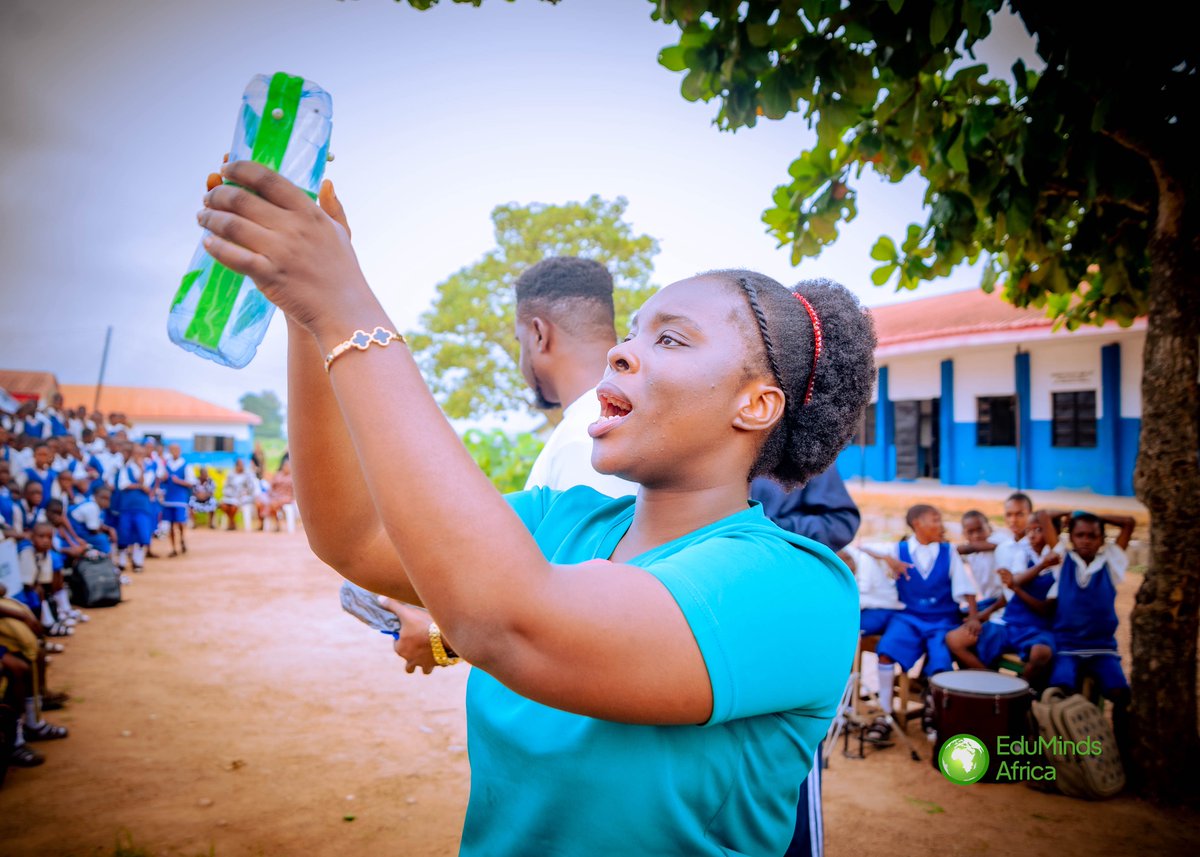 edumindsafrica's tweet image. Our outreach wasn’t just about climate facts, it was about building courage, care, and commitment in young minds. Because today’s students are tomorrow’s decision-makers.
We’re showing up to shape climate-smart minds🌏📚 ♻️🍃
#edumindsafrica #raisingecoleaders #teachthefuture