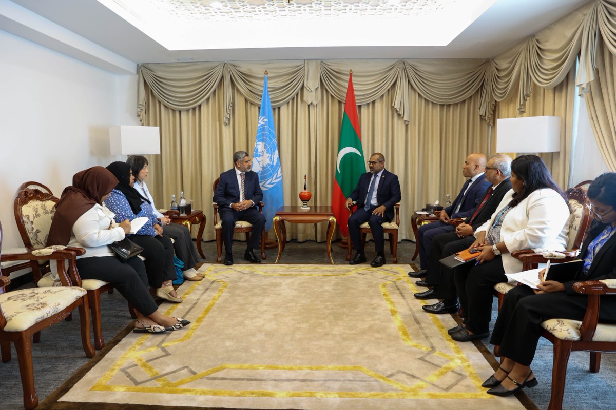 Ministry of Foreign Affairs 🇲🇻 (@mofamv) on Twitter photo New <a href="/UNDP/">UN Development</a> Resident Representative <a href="/Adnan_Cheema_/">Adnan Cheema</a> presented his credentials to Minister Dr Abdulla Khaleel today.
They discussed the strong partnership between the #Maldives and <a href="/UNDPMaldives/">UNDP Maldives</a>, and committed to strengthening cooperation.
📃Press Release | t.ly/Ji04q New <a href="/UNDP/">UN Development</a> Resident Representative <a href="/Adnan_Cheema_/">Adnan Cheema</a> presented his credentials to Minister Dr Abdulla Khaleel today.
They discussed the strong partnership between the #Maldives and <a href="/UNDPMaldives/">UNDP Maldives</a>, and committed to strengthening cooperation.
📃Press Release | t.ly/Ji04q