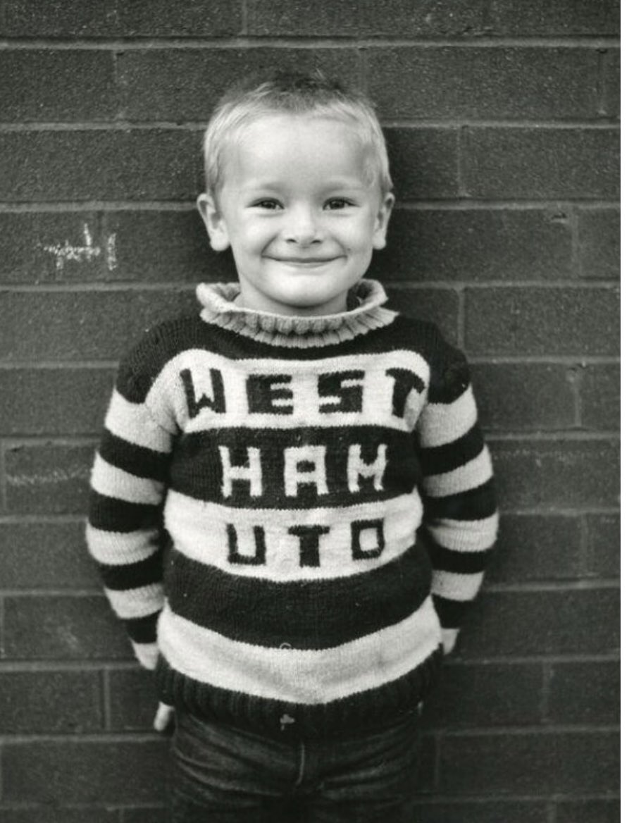 Gazarelda's tweet image. Have been to V&A East today and there’s some sensational West Ham content on display @DelaneyMan
That jumper 👌