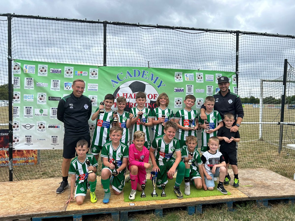 Achieving a goal with a group of young players is moving. Seeing hard work and dedication bring success after a falling short in previous weeks. A tournament that means little, means a great deal to this group and the path they're on. Huge for their development 🟢⚪️