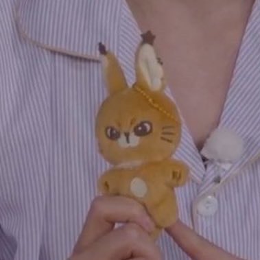 ชาติที่แล้วเอาหูตีพ่อตีแม่หรอ