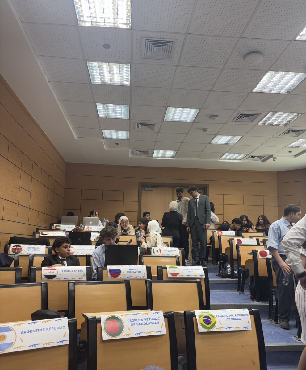 Disec council's delegates are drafting the resolution now.🔥
<a href="/nimunpress/">NIMUN PRESS</a> #DISEC
DM