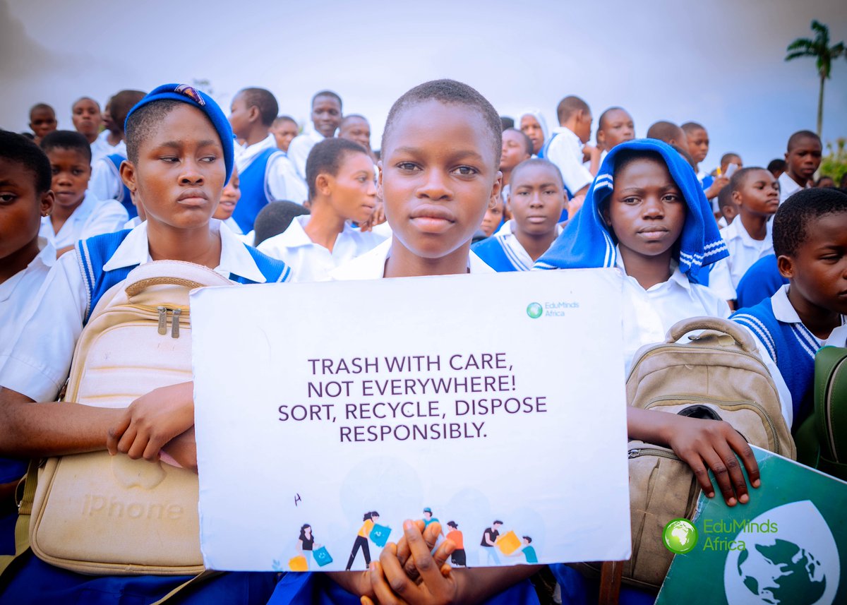 edumindsafrica's tweet image. Our outreach wasn’t just about climate facts, it was about building courage, care, and commitment in young minds. Because today’s students are tomorrow’s decision-makers.
We’re showing up to shape climate-smart minds🌏📚 ♻️🍃
#edumindsafrica #raisingecoleaders