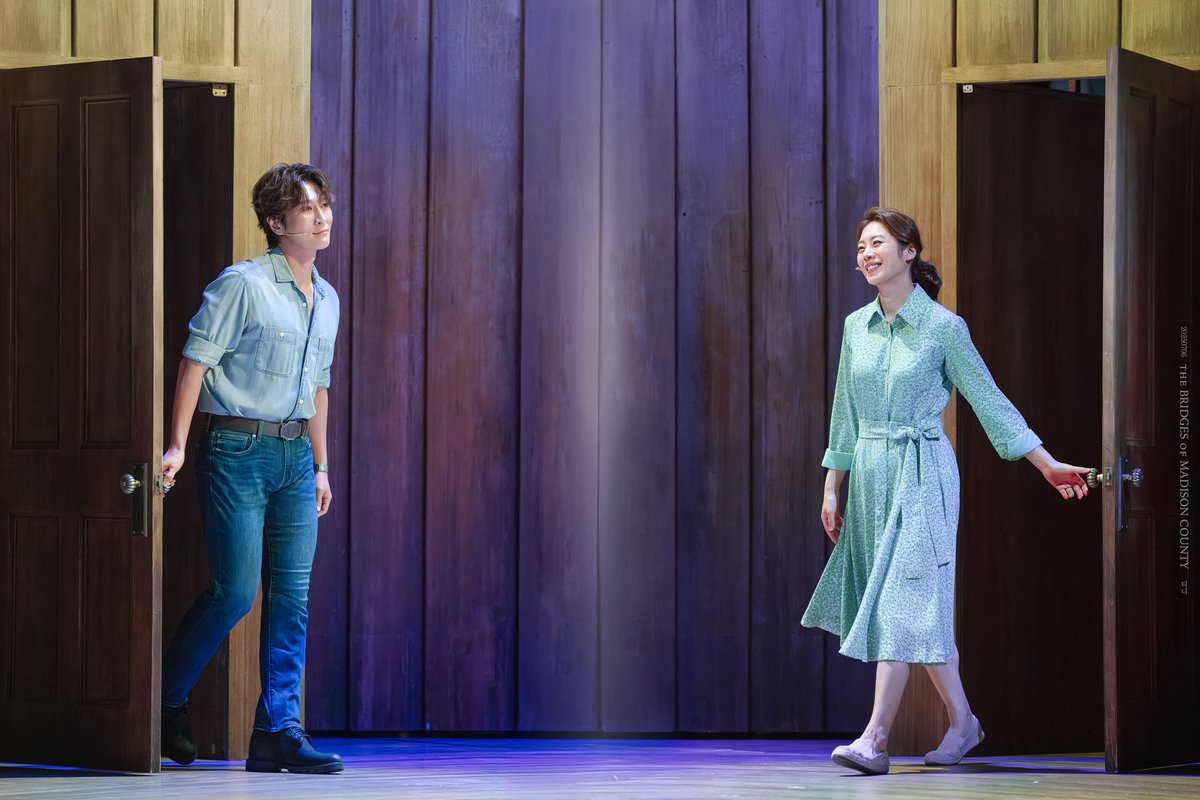 2025.07.06 15:00 &amp; 19:00 매디슨 카운티의 다리 3연 커튼콜 데이 

#조정은 / 프란체스카
#박은태 / 로버트 킨케이드

기나긴 시간을 건너 
너에게

#티니_Pic

페어 골고루 커튼콜을 주지 않았고
종일반을 했고
합쳤고
(문제시 삭제합니다)