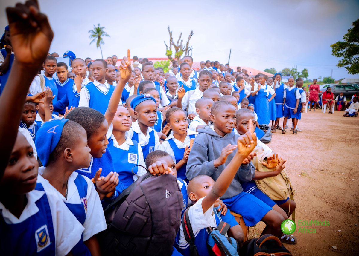edumindsafrica's tweet image. Our outreach wasn’t just about climate facts, it was about building courage, care, and commitment in young minds. Because today’s students are tomorrow’s decision-makers.
We’re showing up to shape climate-smart minds🌏📚 ♻️🍃
#edumindsafrica #raisingecoleaders #teachthefuture