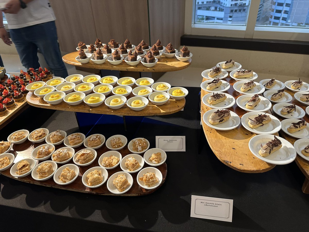 Having a very big beer with beer Andy <a href="/AndyGoonerT/">Andy</a> and then off we go and he turns into HISO Andy at the wine tasting.