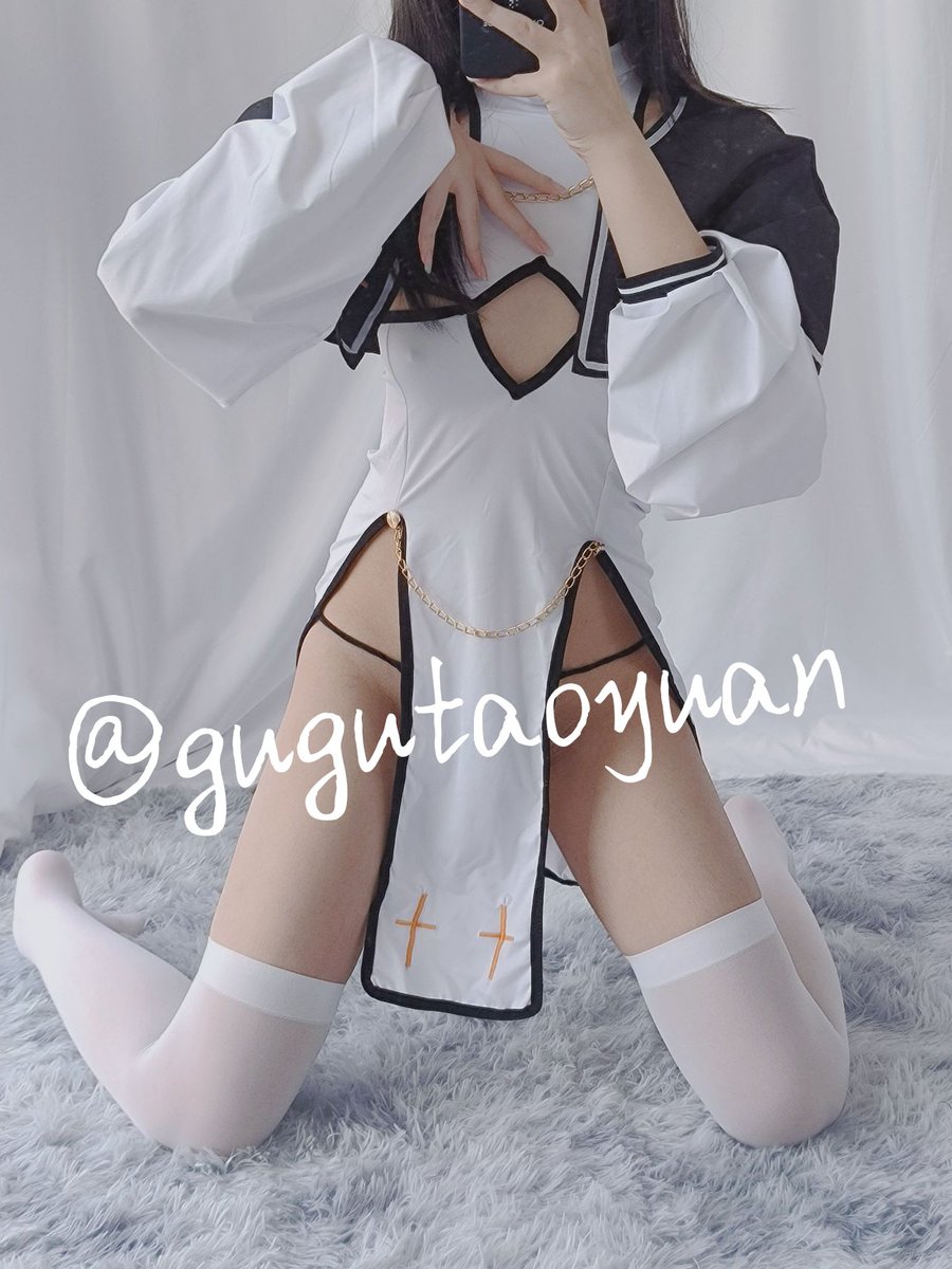 *作战原理*
~通过将没有生育能力的男娘神官作为战俘扔进哥布林巢穴并与哥布林交配，从而降低哥布林的战斗能力与身体素质，最后通过消灭成年体和阻碍子代繁殖成功消灭哥布林，实现人类大繁荣~
“啊啊，神明大人啊——还请原谅有着如此淫乱肉体而被异种玷污的我♡”
#男娘 #伪娘 #男の娘