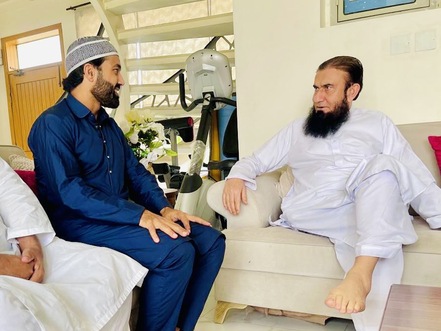 Mohammad Rizwan met Molana Tariq Jameel in Faisalabad. MashaAllah! #PakistanCricket