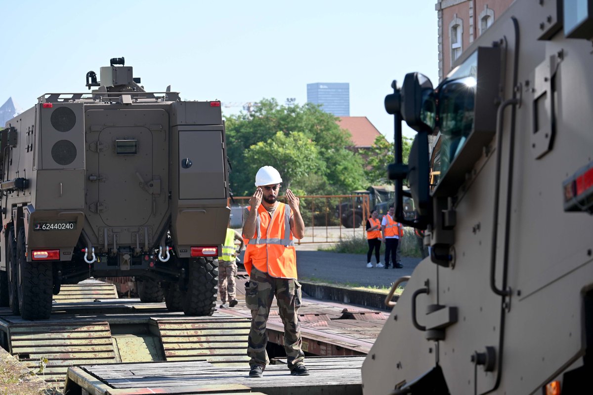 7e régiment du Matériel tweet media