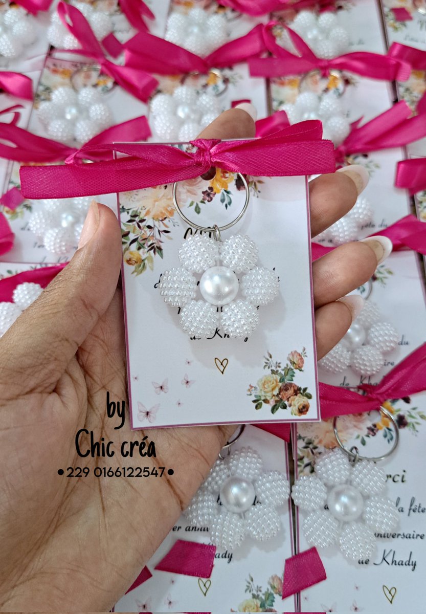 ChicCrea's tweet photo. [CHIC ANNIVERSAIRE]

Un anniversaire inoubliable, ça passe par les détails. Et notre dernier modèle de porte clé fait la magie ! 
Nous proposons aussi un packaging qui va avec. 
Alors c'est validé ?

229 0166122547 pour commander.

#chiccrea #handmade #perles #porteclés https://t.co/F1UFmv7Y5o